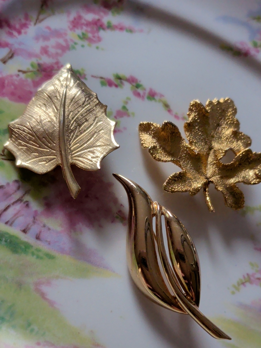 3 Vintage Gold Plated Leaves Brooches Bundle